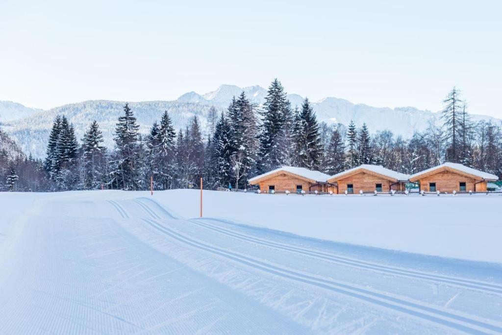 Austria Parks - Leutasch Hotel ภายนอก รูปภาพ